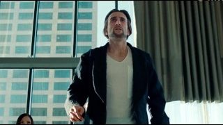 HOT Elizabeth Olsen takes control ;)